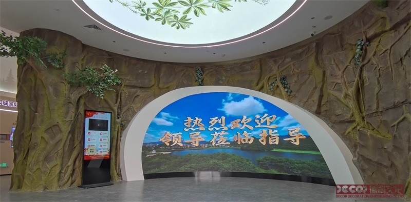 如何進行博物館裝修的定期評估與更新？